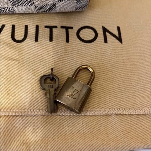 Louis Vuitton Damier Azur Speedy 30 with matching wallet - Picture 9 of 13